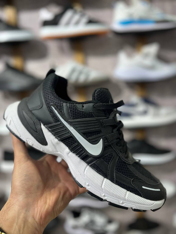 کفش اسپرت وی تو کی